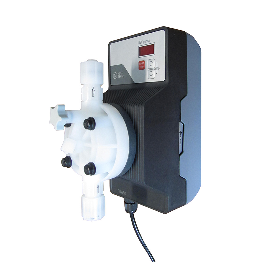 Bomba Dosificadora para cloro y productos químicos NOVA NSE150 0808 8l/h @ 8 bar
